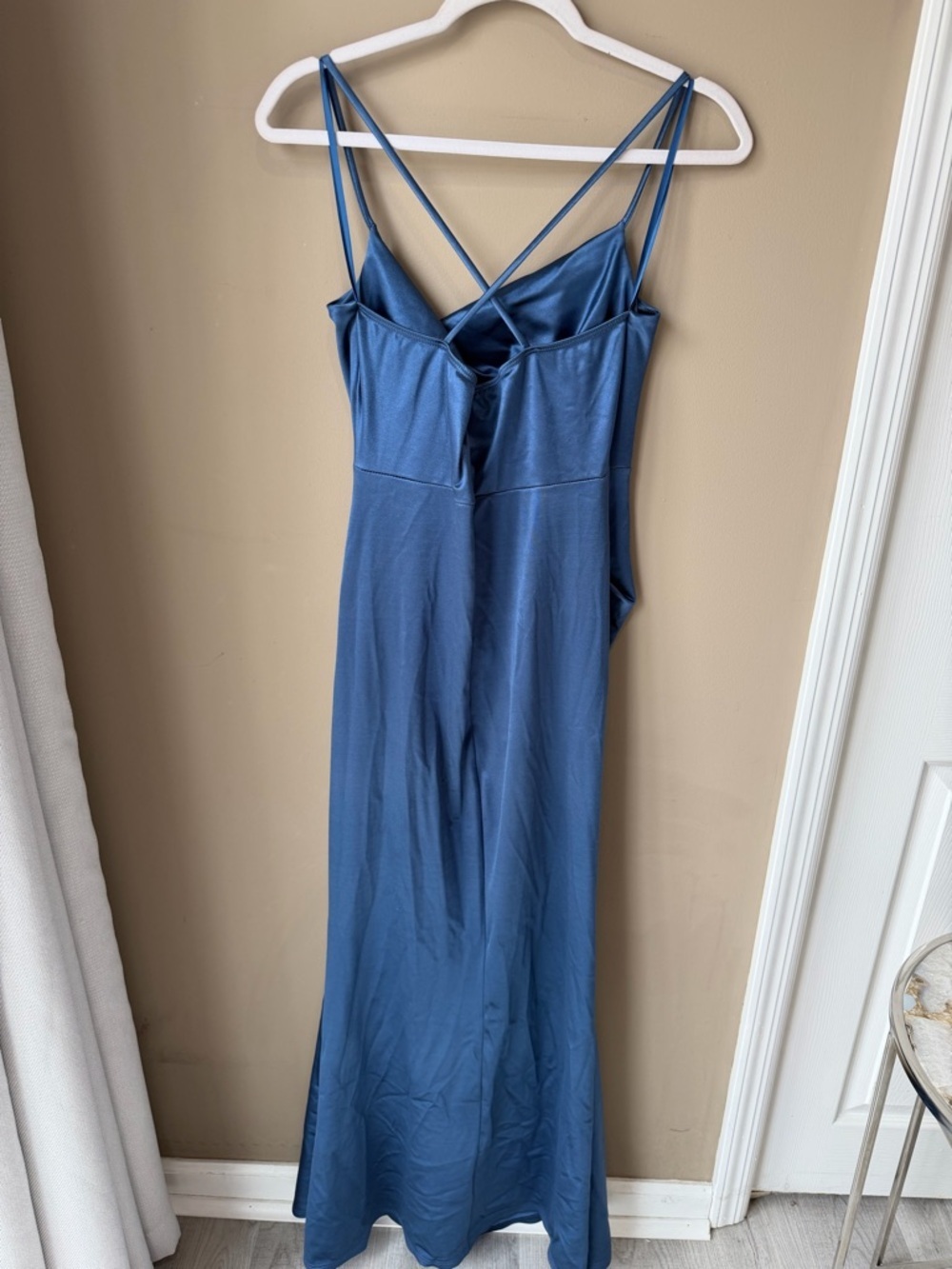 Windsor Evening gown - Picture 3 of 3